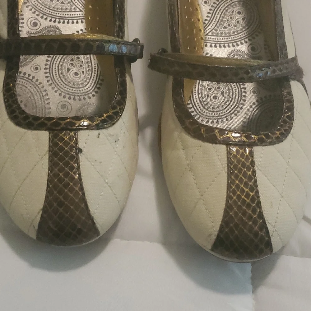 Nike Air X Cole Haan Cream Quilted Mary Jane Flats Loafers